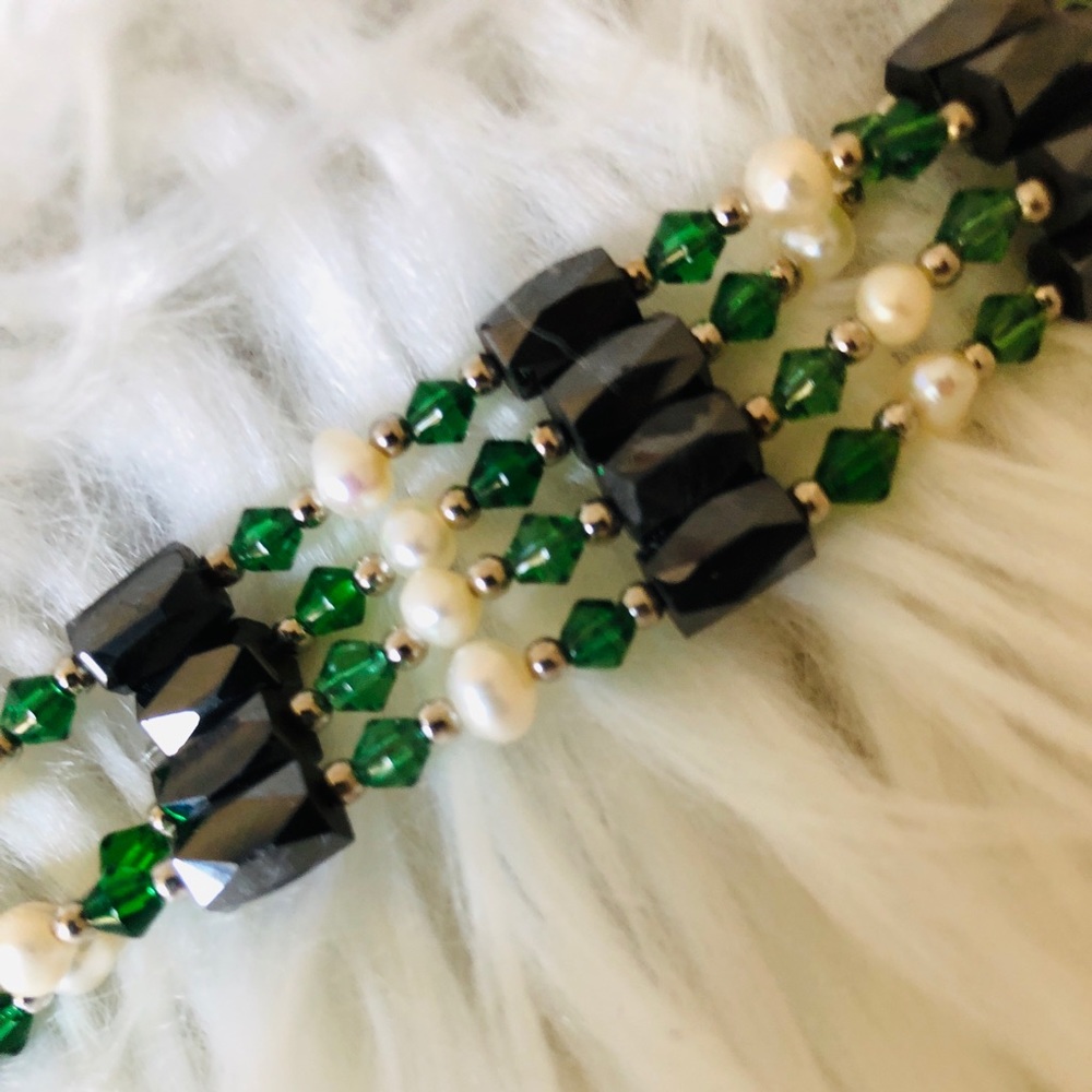 Changeable Beaded Necklaces or Bracelet black and green .